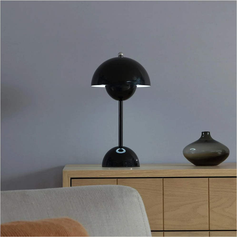 Glossy Lamp Negro